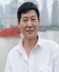 在太湖认真的海参